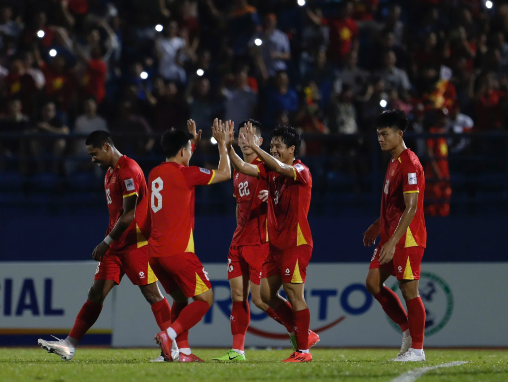 Mặc dù đã có chiến thắng ở lượt trận trước đó nhưng Việt Nam vẫn còn nhiều vấn đề tồn động cần được khắc phục. 
