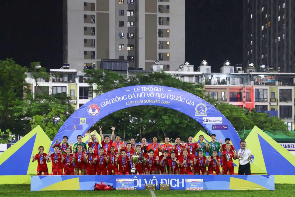 CLB TP.HCM I giữ vững chuỗi 14 lần vô địch giải vô địch quốc gia . Ảnh: VFF